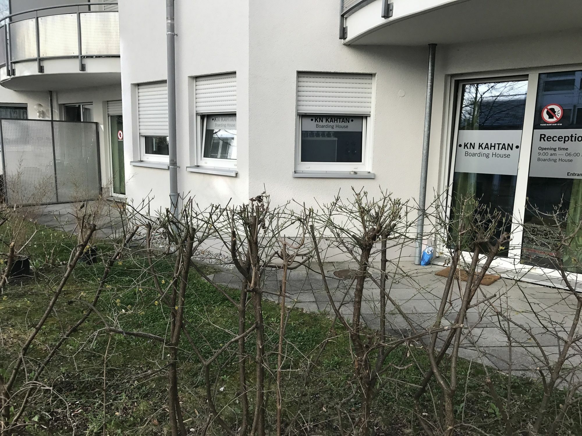 Kn Kahtan Boarding House Lägenhet München Exteriör bild