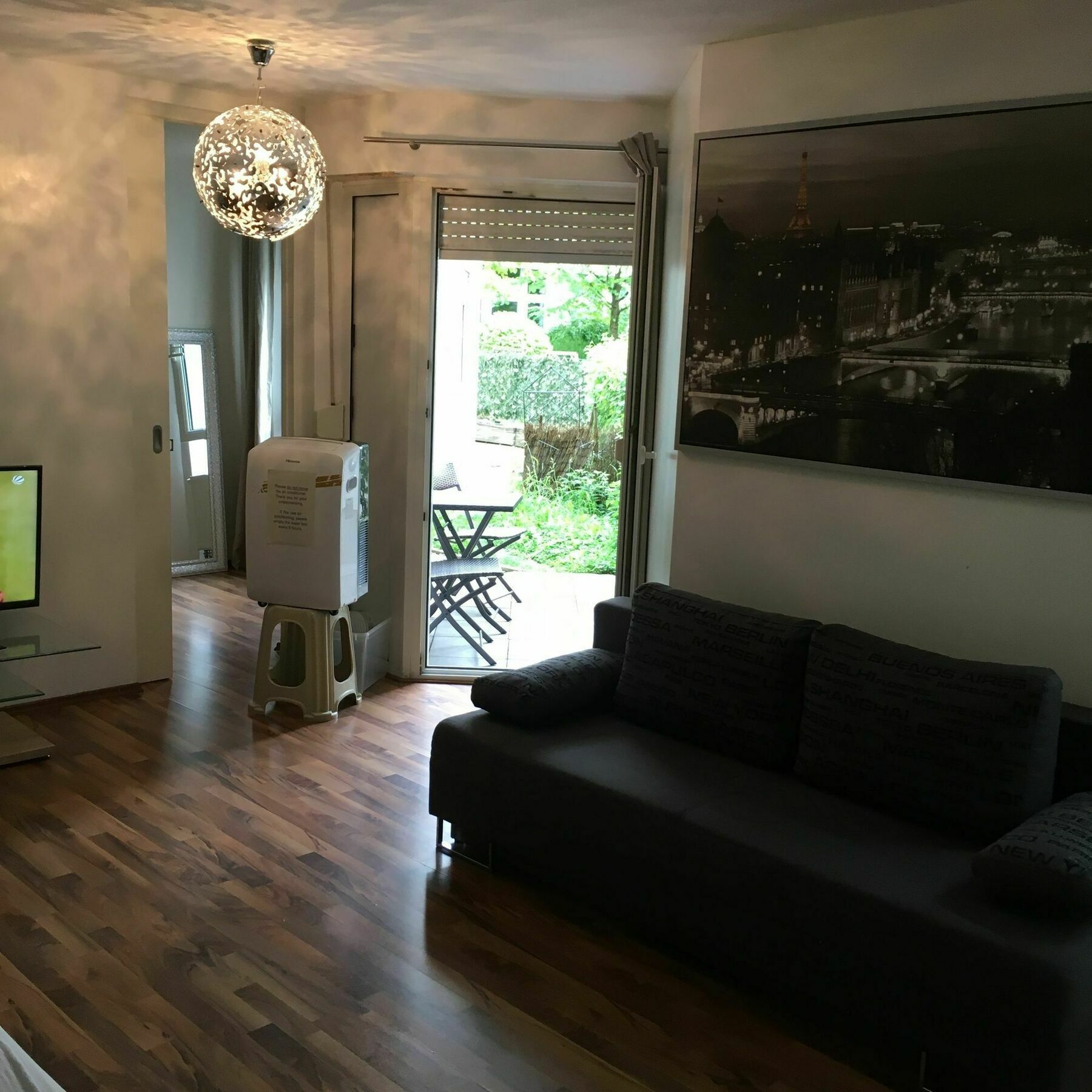 Kn Kahtan Boarding House Lägenhet München Exteriör bild