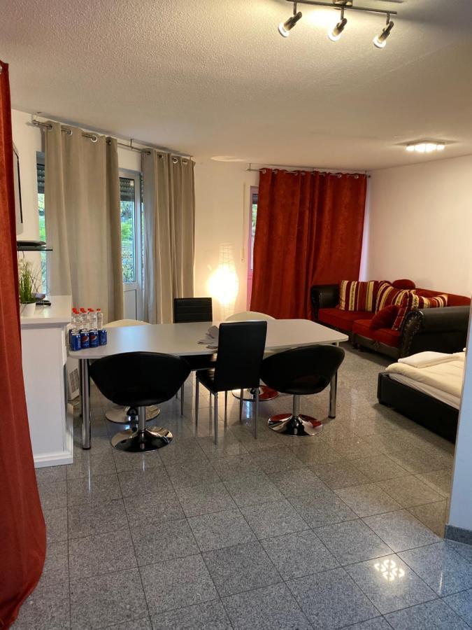 Kn Kahtan Boarding House Lägenhet München Exteriör bild