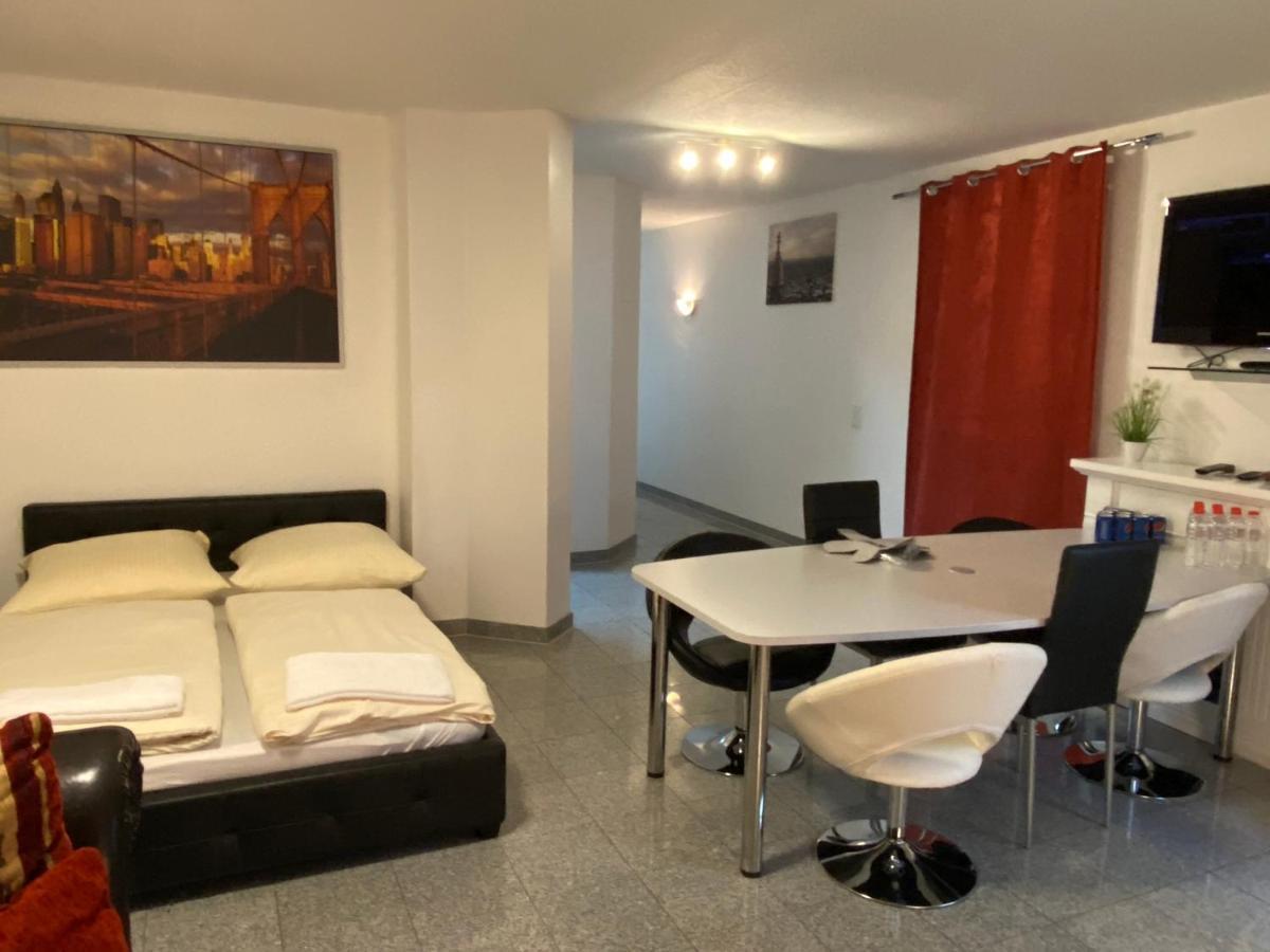 Kn Kahtan Boarding House Lägenhet München Exteriör bild