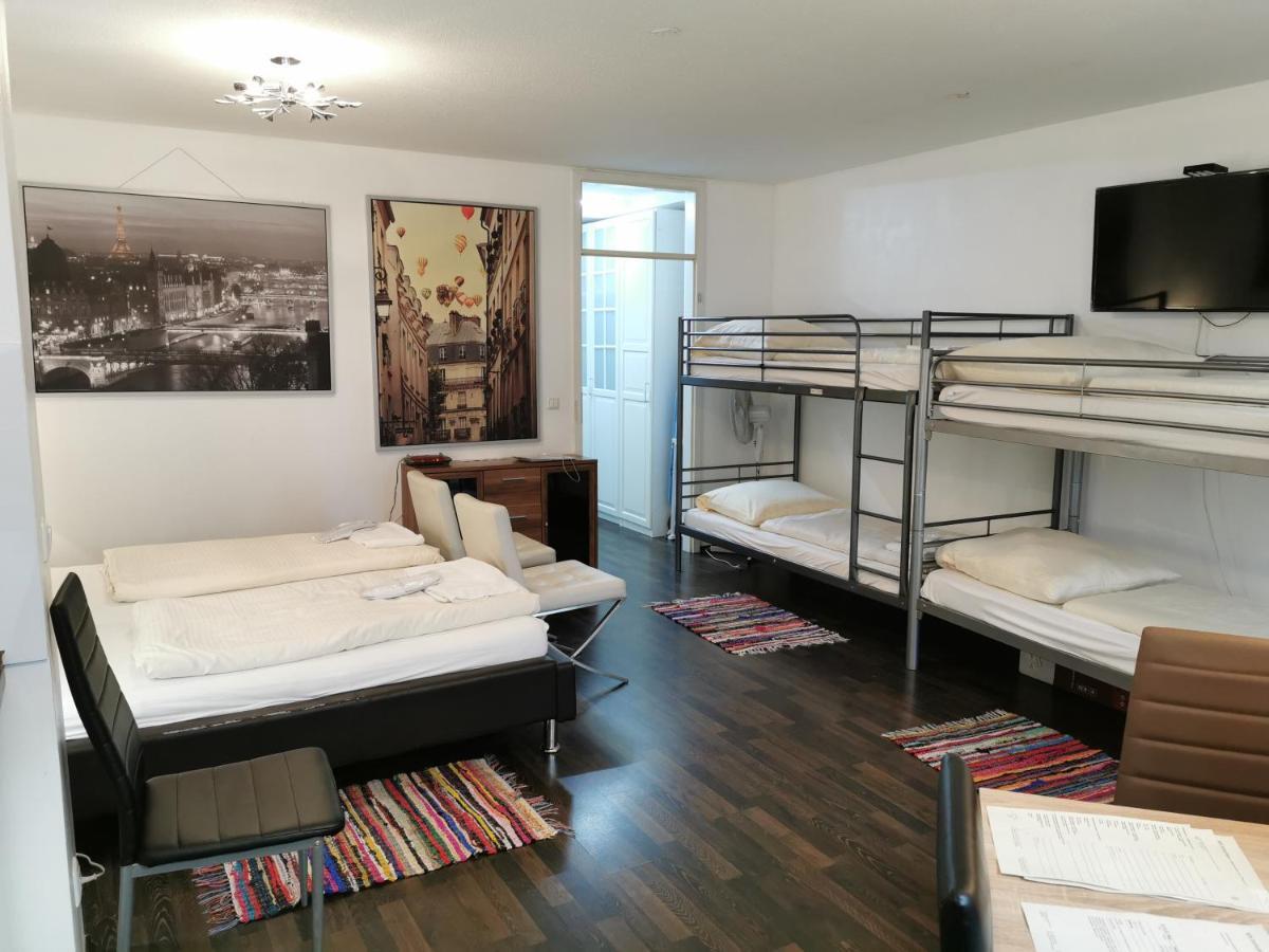 Kn Kahtan Boarding House Lägenhet München Exteriör bild